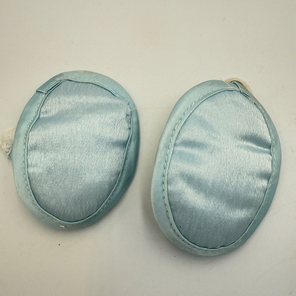 VTG Satin‎ Doll Slippers Lace Trim & Embroidered Roses– Baby Keepsake/Nursery - Picture 6 of 10